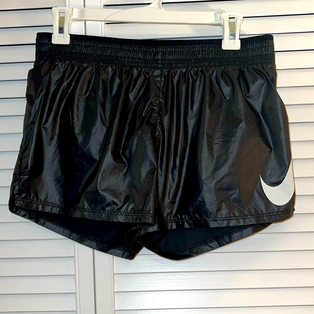 NWOT Women’s Nike Athletic Active Shorts -Size Small - Color Black